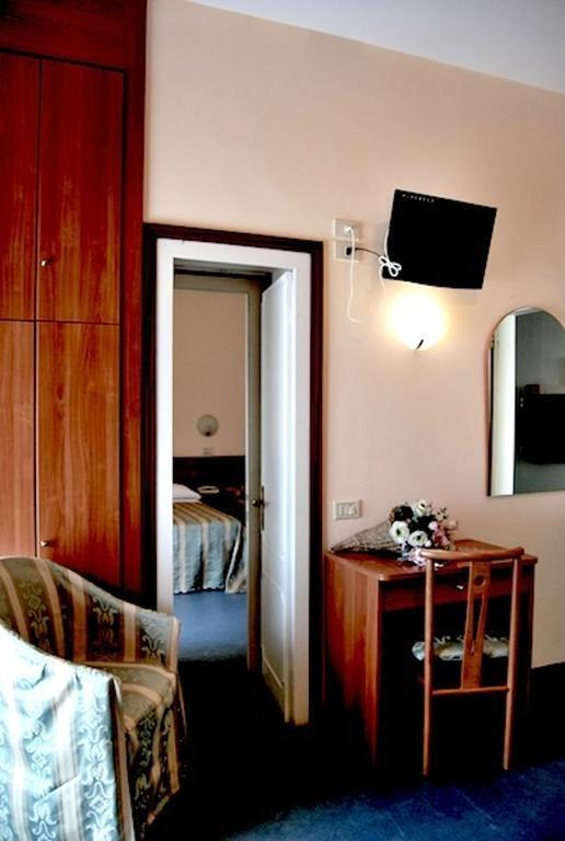 Hotel Acerboli 리미니 객실 사진